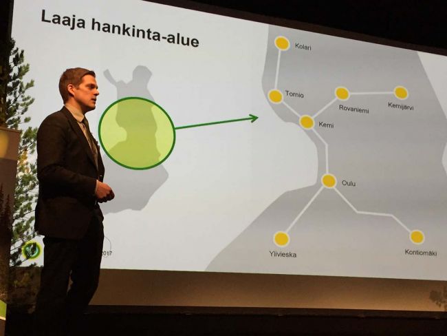 Kaidin puunhankinnasta vastaava Matti Kymenvaara puhui Lapin Metsätalouspäivillä. 