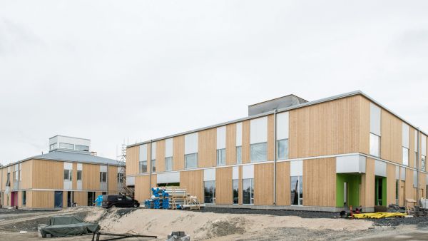 Tuupalan kyläkoulun on suunnitellut arkkitehti Antti Karsikas.  