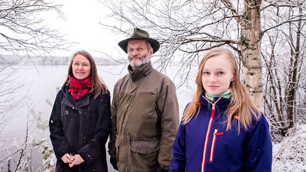 Kemijoki oli metsätalouden valtasuoni ja uitto Lapin metsätalouspäivien  vakioaihe tietävät Mirja Vuopio, Risto Jalkanen ja Lotta Pasma. (Kuvaaja: Juha Ollila)