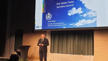 Maailman ilmatieteen järjestön pääsihteeri Petteri Taalas muistutti Metsäpäivien avajaisissa, että ilmastonmuutoksen torjunnan avainkysymys on fossiilisista polttoaineista luopuminen. (Kuvaaja: Eero Sala)