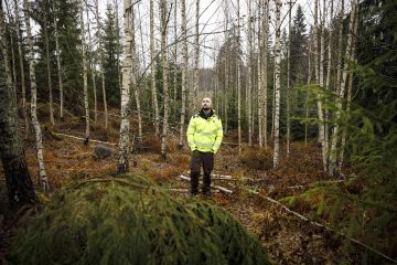 Metsänhoitoyhdistys Uudenmaan metsäasiantuntijan Lauri Lappalainen kertoo sekametsän hoidosta.