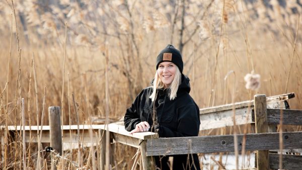 Saara Heikkinen aloitti kevätseurannan koordinaattorina helmikuun puolivälissä ja osallistui tänä keväänä ensimmäisen kerran kevätseurantaan ilmoittamalla ensihavaintonsa laulujoutsenesta.  