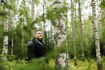 Metsälehden uusi kolumnisti Antti Sipilä on metsänomistaja ja metsänhoidon lehtori Hämeen ammattikorkeakoulussa. (Kuva: Seppo Samuli)