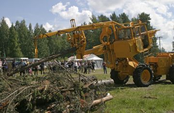 Pika 50 -konetta on käytetty aiemmin Luston työnäytöksissä. Viime vuosina se on ollut museon perusnäyttelyssä. (Kuvaaja: Timo KilpeläinenLusto)