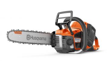 Husqvarna 540i XP tulee myyntiin myöhemmin tänä vuonna. Hintaa akkuineen tulee noin tuhat euroa.  