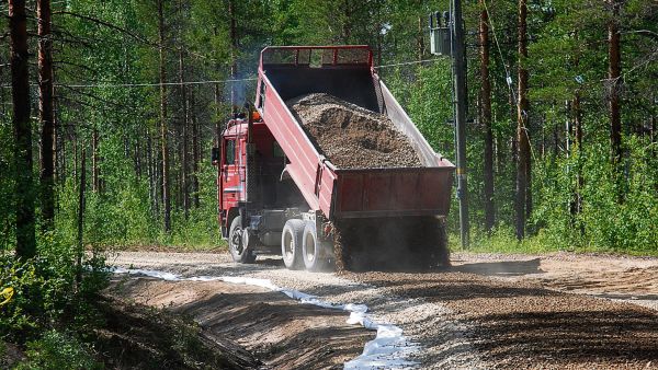Suurin yksittäinen kemeravaroja metsänomistajille hakenut metsätoimija oli Otso Metsäpalvelut, joka on urakoinut lähinnä teiden kunnostuksia ja ojituksia.   
