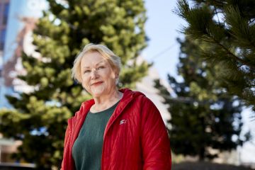 Sirpa Kärkkäinen on ollut välittämässä nuorille tietoa metsäalasta parikymmentä vuotta. (Kuvaaja: Seppo Samuli)
