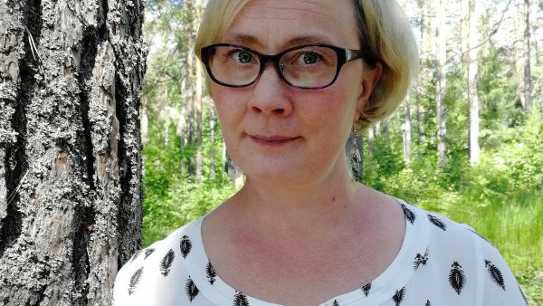 Metsänomistajien haastattelut ovat sykähdyttäneet Reetta Karhunkorvaa. 