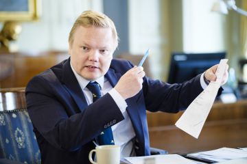 ministeri antti kurvinen
