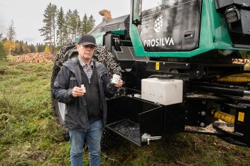 Irrotettava kantokäsittelytankki helpottaa tuotteen käyttöönottoa. (Kuvaaja: Timka Seppänen / Solid Photo)