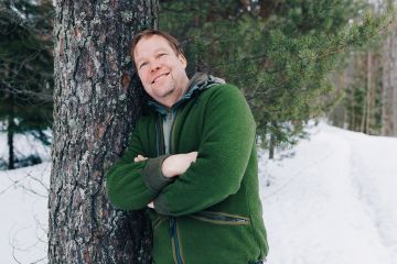 Ennustan, että jos metsätilojen kysyntä ei kasva, myös tarjonta vähenee. En kuitenkaan usko, että tämä on lopullinen olotila. Nyt markkinoilla vedetään henkeä hetki, Suomen Sijoitusmetsät Oy:n Mika Venho sanoo. (Kuvaaja: Miska Korpelainen)