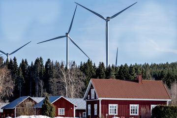 Tällä hetkellä tuulivoimakapasiteettia rakennetaan 1 000–1 500 megawatin vuositahdilla. Tempon ennustetaan kiihtyvän. (Kuvaaja: Johannes Tervo)