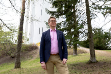 Juho Luumi haluaa kehittää metsänhoitoyhdistystä tulevaisuuden ratkaisujen tarjoajaksi, mutta vielä on hakusessa, miten. (Kuvaaja: Topi Lainio)