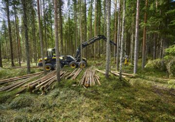 Ponssen mukaan uudella paikannustekniikalla päästään luotettavuudessa tasolle, jolle perinteiset paikannusjärjestelmät eivät useinkaan yllä. (Kuva: Ponsse)