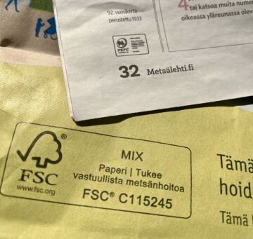 PEFC- ja FSC-merkkejä on lupa käyttää tuotteiden markkinoinnissa tulevaisuudessakin. (Kuvaaja: Tiia Puukila)