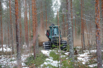 Metsänomistajan keinot todentaa lannoituksen todellinen vaikutus ovat kehnot, Mikko Riikilä kirjoittaa. (Kuvaaja: Sami Karppinen)