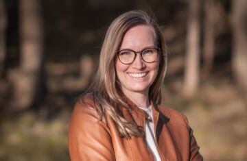 Nina Kokkonen on aiemmin työskennellyt metsä- ja ilmastopolitiikan parissa sekä kansainvälisten sertifiointijärjestelmien kehittämistehtävissä. (Kuva: AEFC)