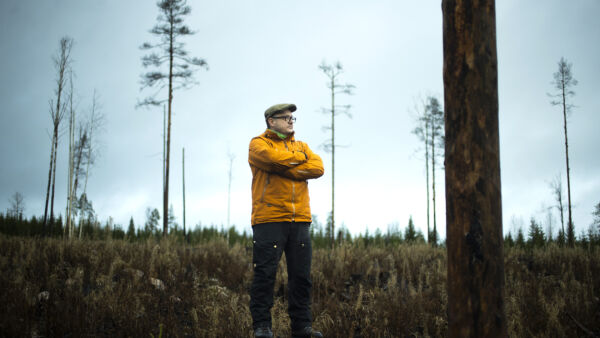Metsäasiantuntija Antti Kortteinen suivaantui Suomen metsäkeskuksen tukibyrokratiaan. Hänen osaltaan kulotukset saavatkin jatkossa jäädä tekemättä. (Kuvaaja: Petteri Kivimäki)
