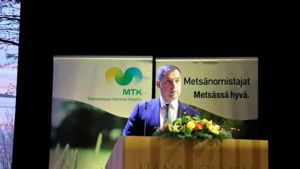MTK:n valtuuskunta valitsi tänään torstaina maa- ja metsätalousyrittäjä Tero Hemmilän järjestön uudeksi puheenjohtajaksi. (Kuvaaja: Juho Hämäläinen)