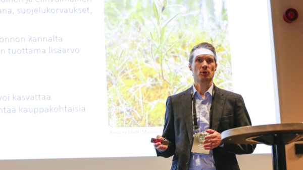 Luonnonarvokauppa on metsänomistajille uusi mielenkiintoinen mahdollisuus, uskoo Tapio Maajärvi. (Kuva: Sami Karppinen)--