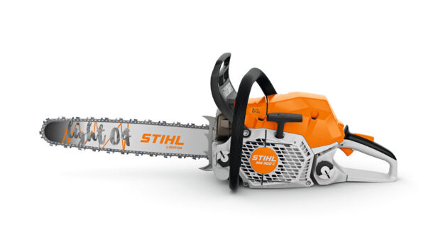 Stihl MS 300 tulee myyntiin syyskuussa. Valmistaja ei ole vielä ilmoittanut sahan suositushintaa. (Kuvaaja: Kuva:Stihl)