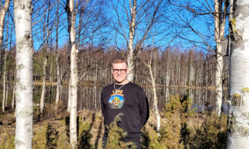 Kemijärvellä asuva Juri Laurila vetää juuri perustettua Metsäammattilaiset -verkostoa päätoimisesti. Hän on valmistunut metsätalousinsinööriksi vuonna 2009 ja työskennellyt muun muassa Metsähallituksen, Metsäkeskuksen sekä Innoforin palveluksessa. Hän on toiminut myös matkailualalla.  (Kuvaaja: Juri Laurilan albumi)
