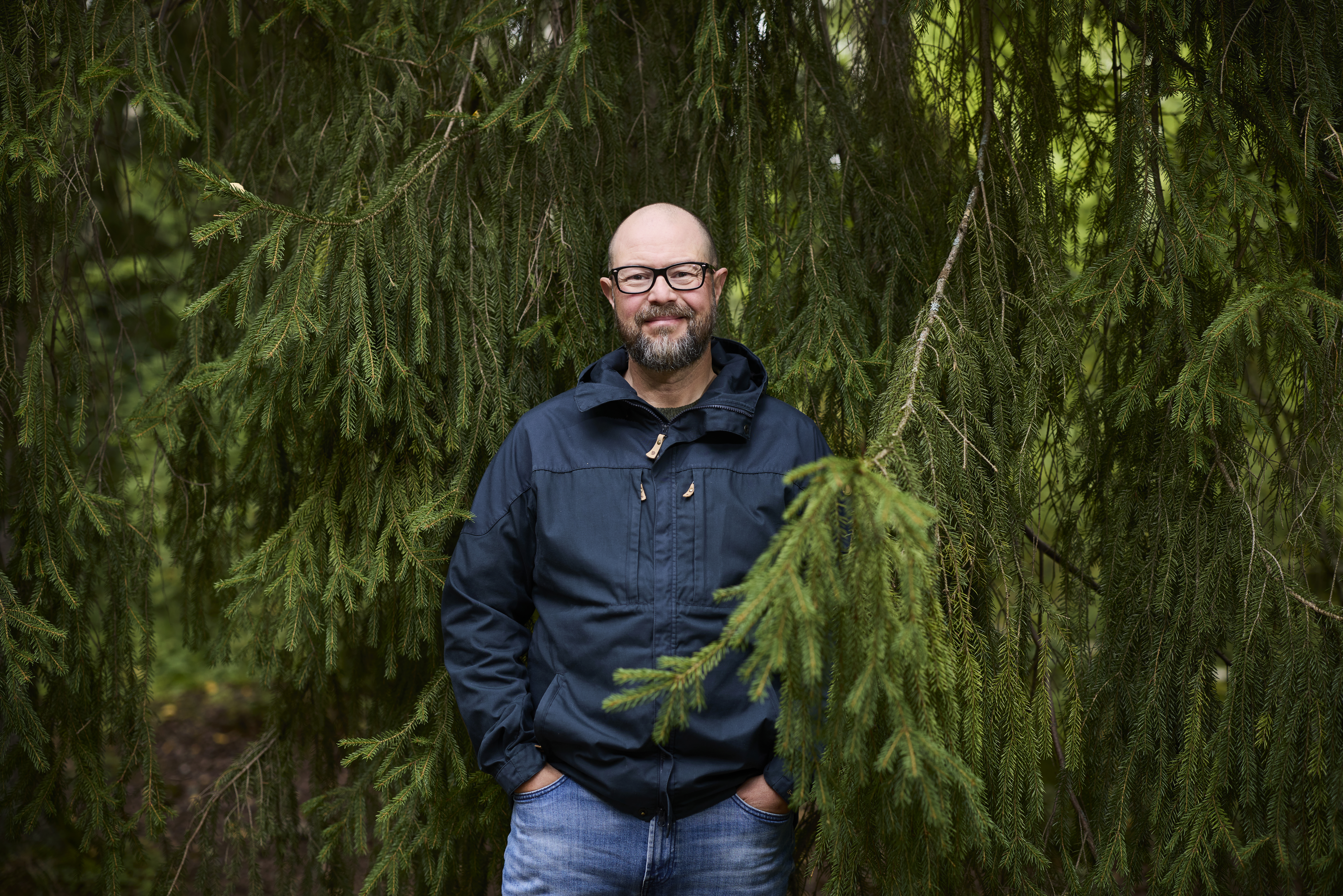 Otso Huitu tutki aiemmin piennisäkkäitä. ”Jyrsijät
ja suurpedot ovat tutkijan
kannalta samankaltaisia
biologisia olentoja ja
niiden kantoja säätelevät
prosessit samankaltaisia.”