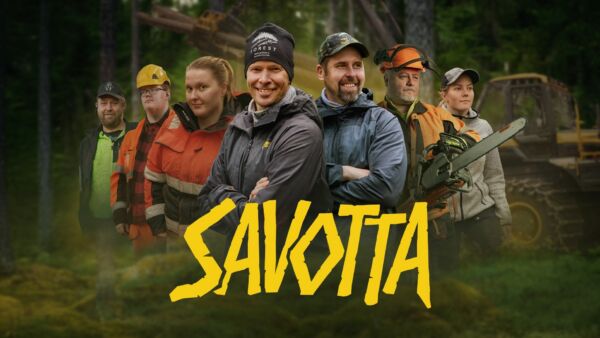 	Keihäänheittäjät Antti Ruuskanen (keskellä oikealla) ja Tero Pitkämäki ovat olleet Savotta-sarjan vakiohahmoja.
